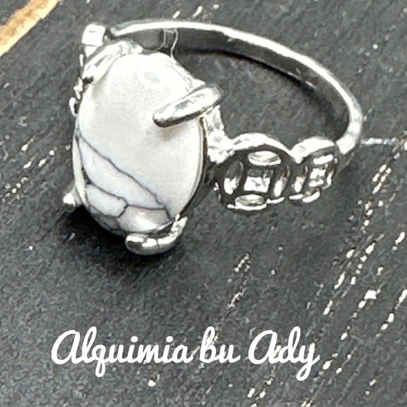 Alquimia by Ady Black and White Ring howlite - Picture 1 of 1